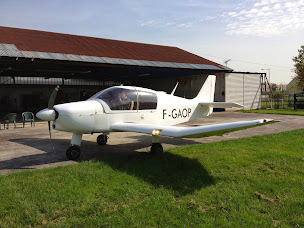 Photo n°1 de Aéroclub Lucien Bossoutrot à Chelles (Avion)