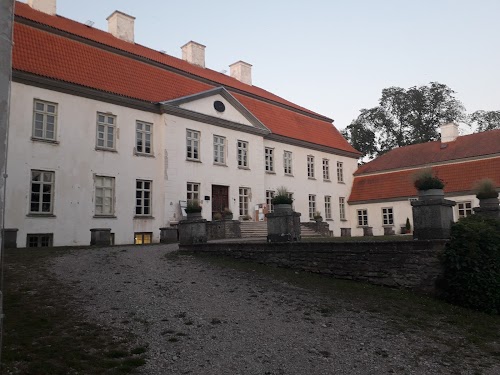 Suuremõisa mansion