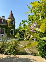 Photo n°18 de Chateau de la Biste à Tourdun (Studio Pilates)