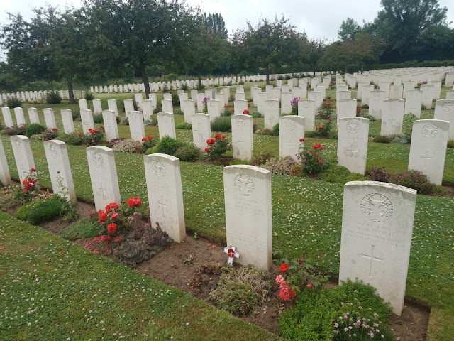 Commonwealth War Cemetary Lisieux