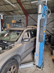 Photo n°4 de MCJT Auto à Souprosse (Garage automobile)