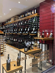 Photo n°11 de CAVAVIN - Arcachon (Congés jusqu’au 13/10 inclus) à Arcachon (Caviste)