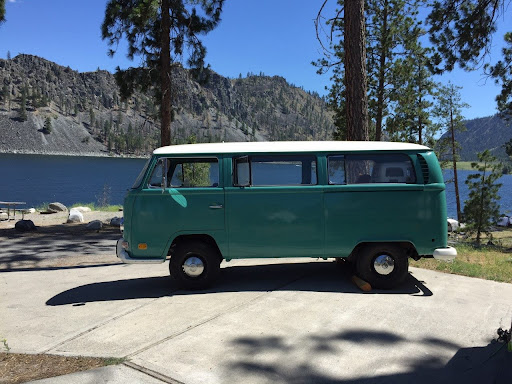 Lily Photo Bus Gallery - United States