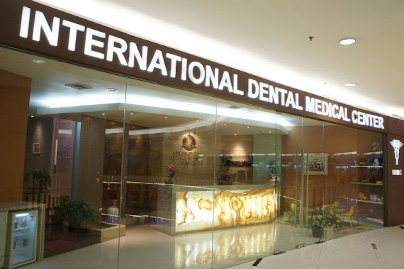 INTERNATIONAL DENTAL MEDICAL CENTER, Author: EDC Less