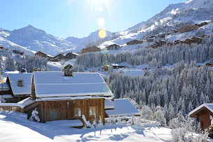 Photo n°2 de Agence Immobilière Méribel | Agence Saulire - locations vente à Les Allues (Appartement de vacances)