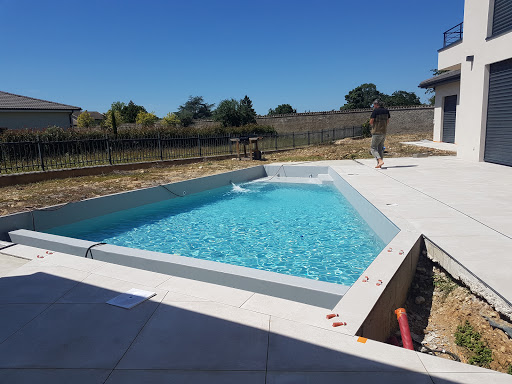 Photo de PRESTEO PISCINES à Pont-de-Chéruy (38230)