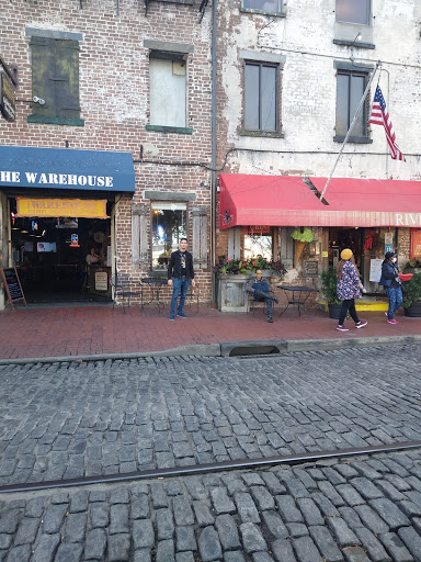 117 W River St Parking - Thumbnail