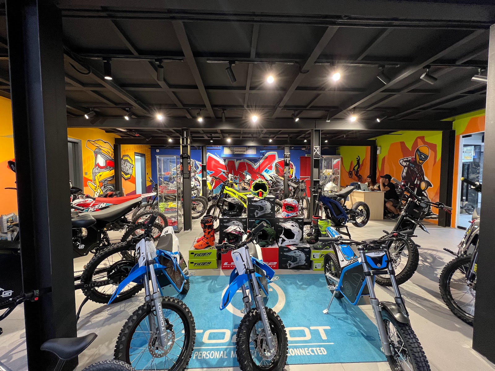 EMX Motors LLC - صورة 2