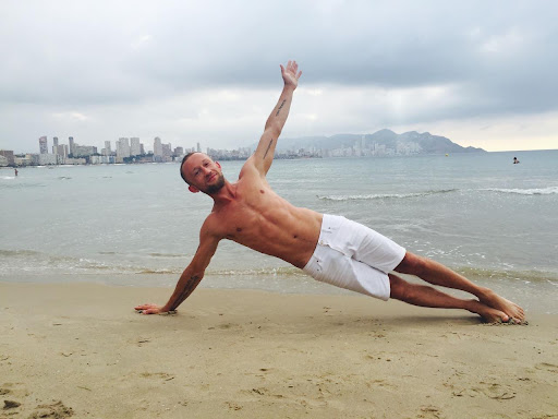 Estiramientos, stretching, entrenamientos personales en Cullera, Valencia, online - Thumbnail