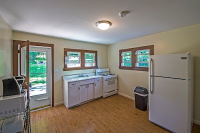 Photos of Virginia&rsquo;s Beach Lakefront Cottages & Camping