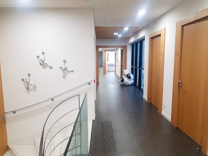 Photo n°25 de Cabinet de Chirurgie-Dentaire Drs EL KHOURY H. à Amiens (Cabinet dentaire)