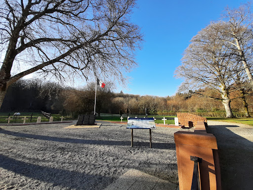 LA NÉCROPOLE FRANÇAISE DES GATEYS