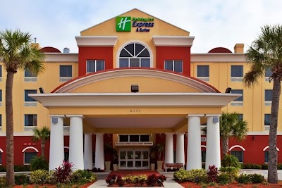 Photos of Holiday Inn Express & Suites St. Petersburg North