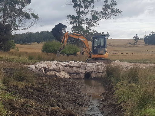 Knight Earthmoving Tas - Thumbnail