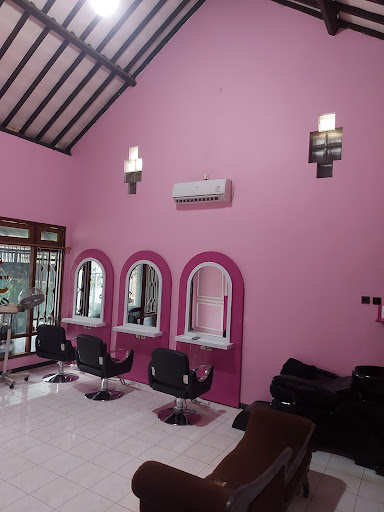 Jelita Salon and Spa