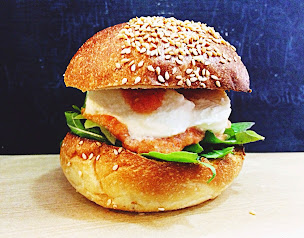 Photo n°26 de East Side Burgers à Paris (Restaurant végétalien)