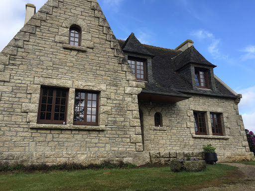 Photo de La TISSERANDE aux fils de l'eau : Maison d'Hôtes Créative & Écologique à Saint-Thégonnec (29410)