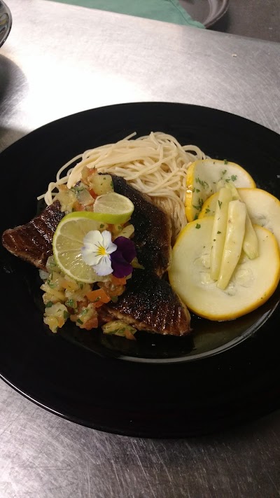 Photos of Outdoorsman Restaurant & Inn