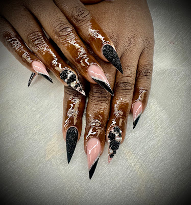 Tori nails studio