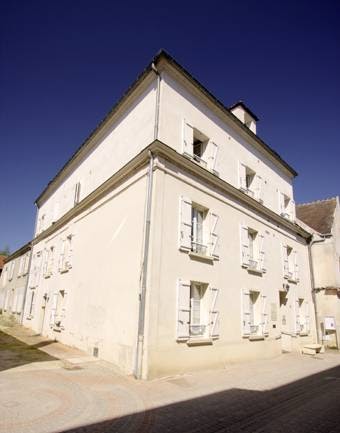 Photo de EHPAD Les Portes de Champagne à Esternay (51310)