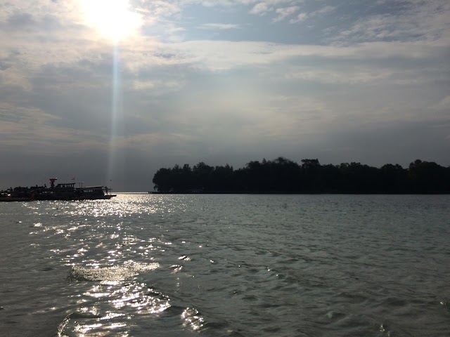 Pulau Matahari