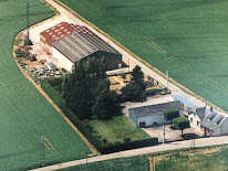 RV HUET - CLOUET CONSTRUCTIONS - SEV LOCATION - (Groupe EMAXAN) à Villemaury