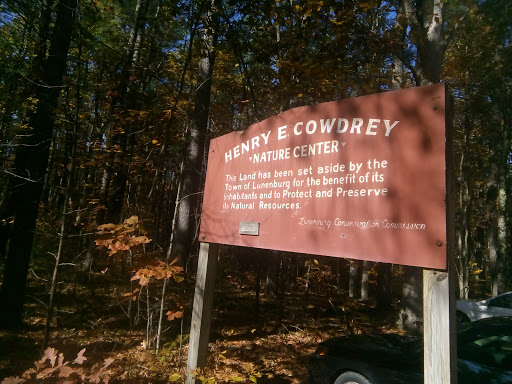 Cowdry Nature Center Parking - Thumbnail