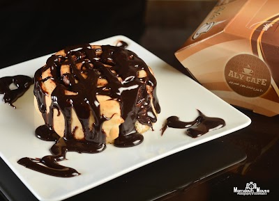 Photos of ALY caf&eacute;