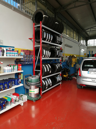 Autofficina R.E M.Snc Di Del Grosso R.&C - Thumbnail
