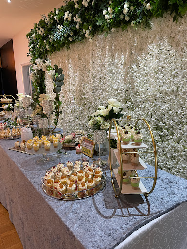 Posh Desserts - Thumbnail