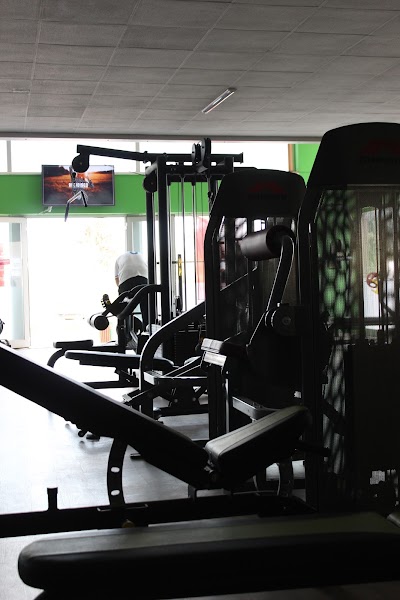 Mpower Fitness BODYBULDiNG