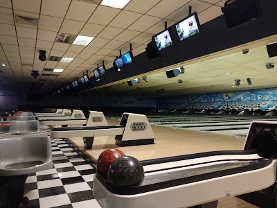 Willow Creek Bowling Lanes