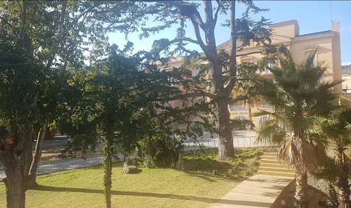 St. George's British School - Thumbnail
