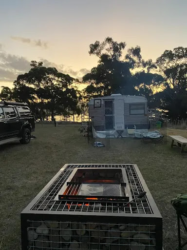 Cygnet Cloudbreak Farm HIPCAMP Farm Stay with Country Essentials Cygnet