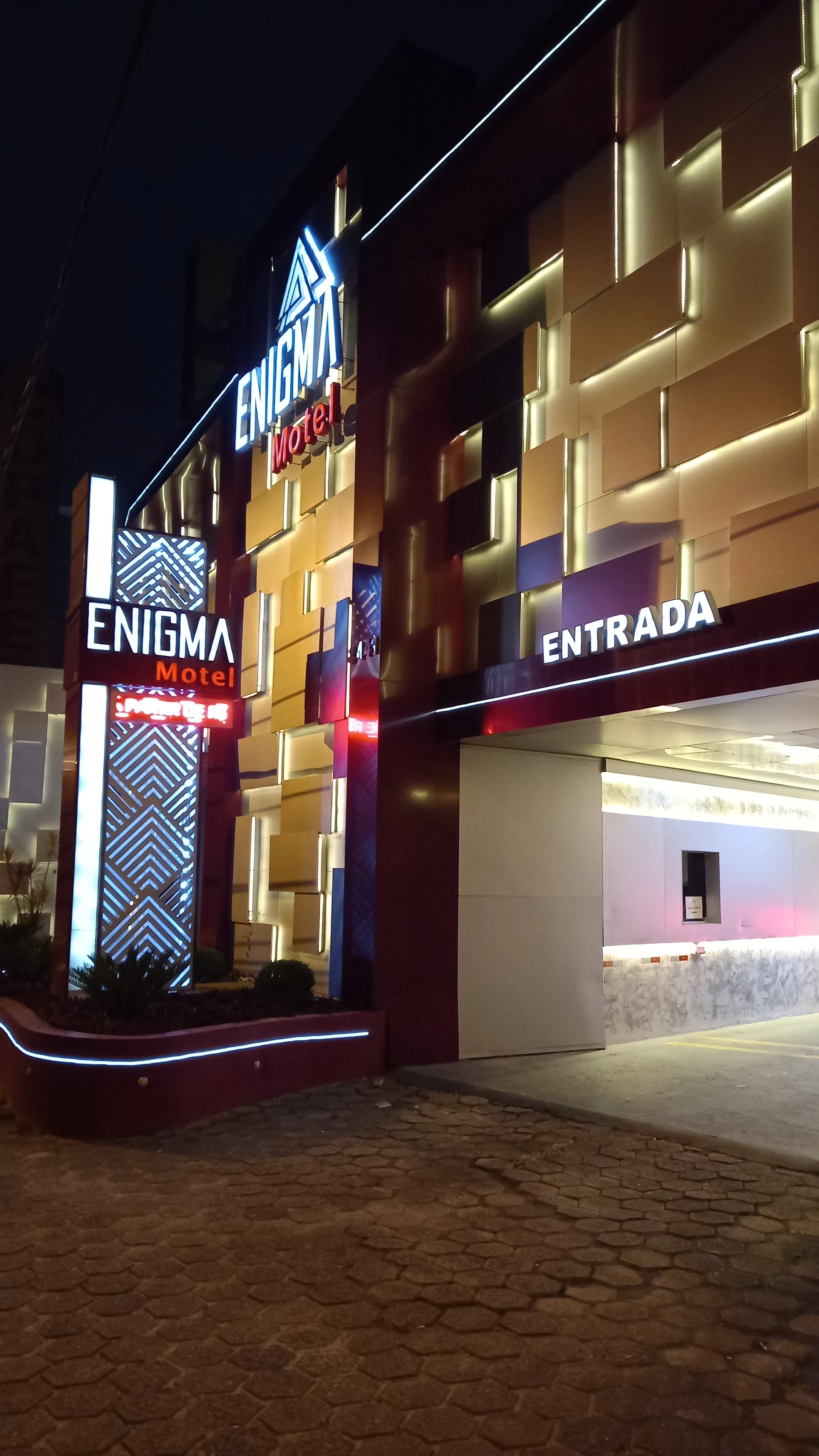 Enigma Motel
