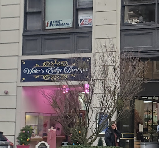 Water's Edge Boutique