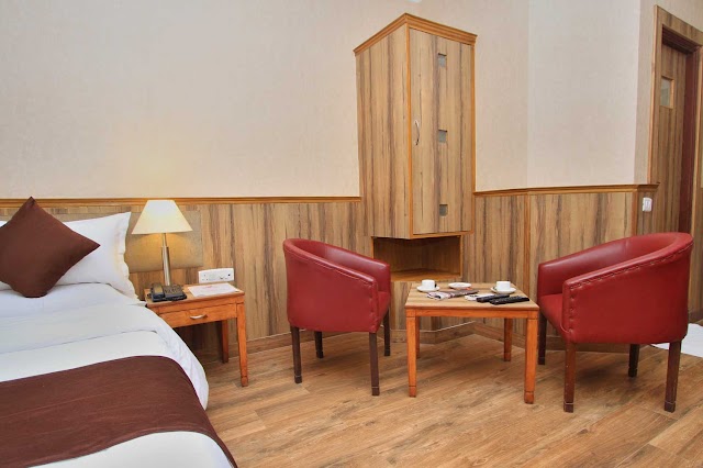Hotel Empire International Lodge