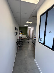 Photo n°10 de MATHIEU Hugo et DESEVEDAVY Alexandre - Ostéo & Kiné - Ostéopathe kinésithérapeute à Aigues-Mortes (Kinésithérapeute)