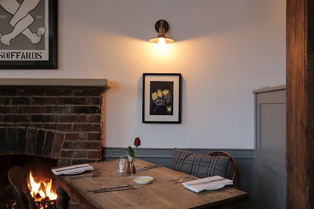 The Fox & Hounds Restaurant & Bar