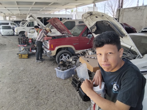 Taller mecanico industrial, diésel, gasolina. Ligero y pesado. Rescate carretero 24/7.