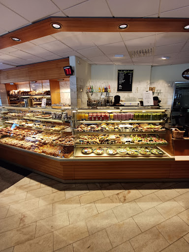 Delselius confectionery and bakery - Thumbnail