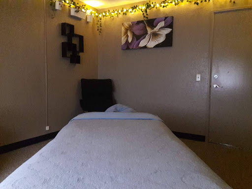 Lility Massage - Thumbnail