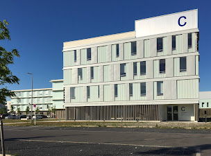 Photo n°4 de POLE OPHTALMOLOGIQUE DE CHAMPAGNE - VIDAL BORDET CORDELETTE GRUCHOCIAK BASTIEN MAFFRE à Bezannes (Ophtalmologiste)