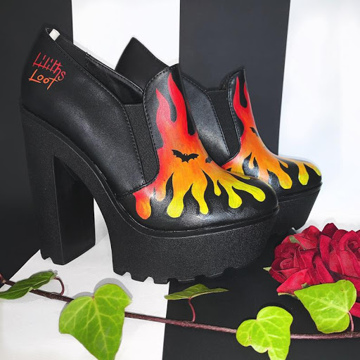 Lilithsloot - Thumbnail