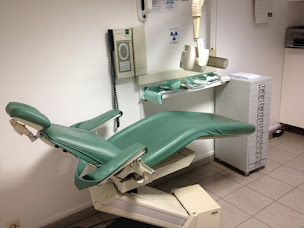 Photo n°2 de Dr François Proust à Chevilly-Larue (Stomatologue)