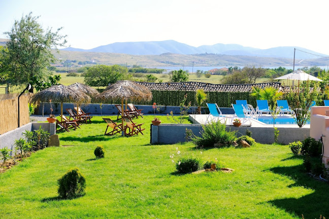 Comentarii opinii despre Caviro Apartments