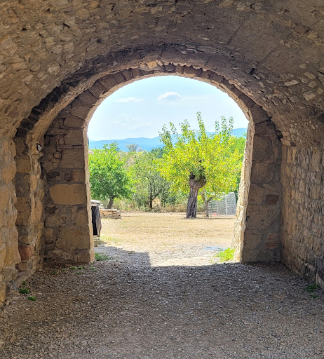 Photo de Magnifique gîte en pierres 6 personnes avec piscine privée à Lablachère (07230)