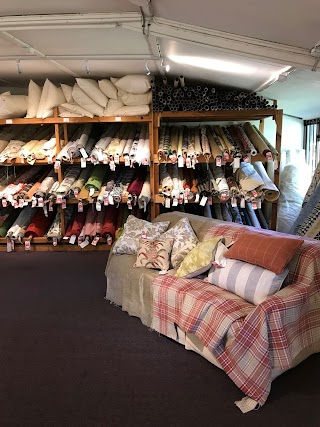 Loose Ends Fabrics & Workshop