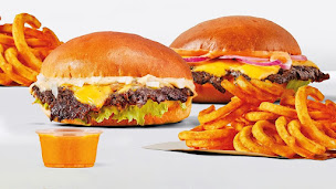 Photo n°20 de Starsmash by Amixem à Chartres (Restaurant)