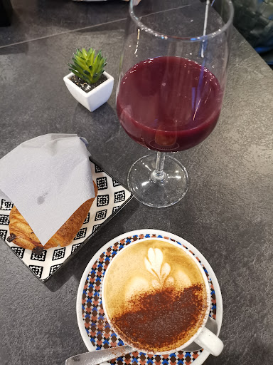 Queen Caffè - Visual